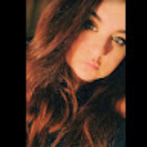 Meet your Posher, Desiree